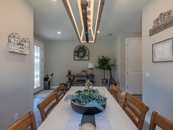 4th image of 486 SE Vallarta Dr