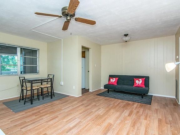 4th image of 445 32nd Ave N APT 308