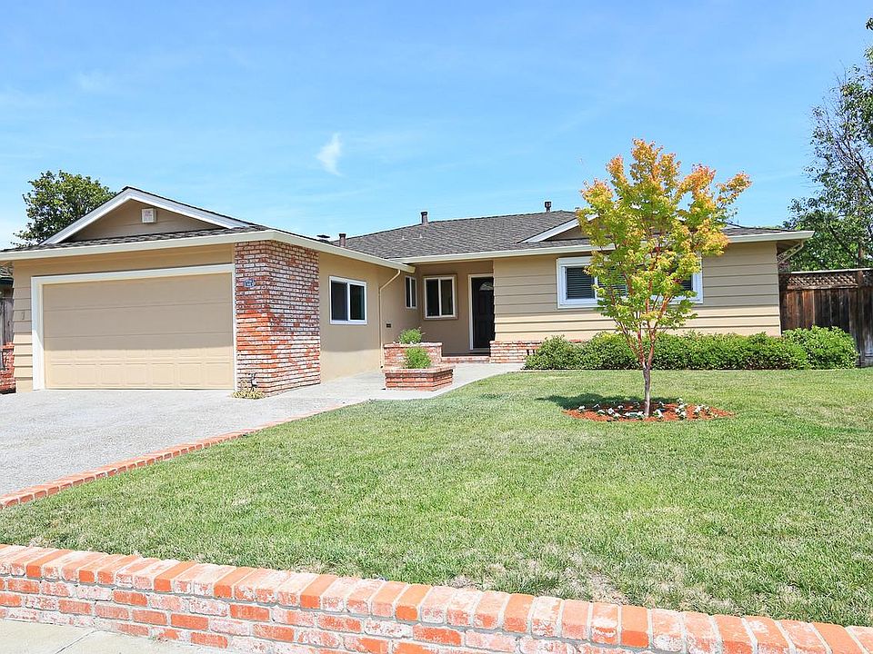 1st image of 1601 Koch Ln
