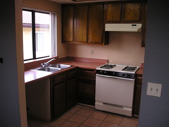 2nd image of 2235 Sunrise Ln
