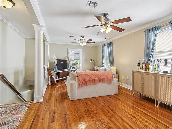 3rd image of 6801-03 Vicksburg Ct