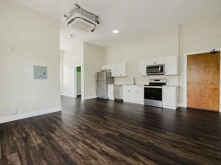 306 W Wisconsin Ave #209 — Photo 2