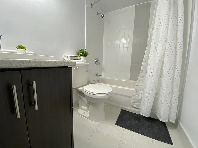 2150 Roche Ct — Photo 7