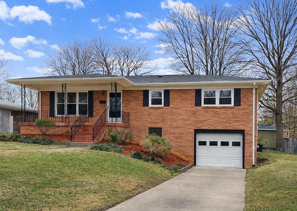 1st image of 206 Parrish Rd