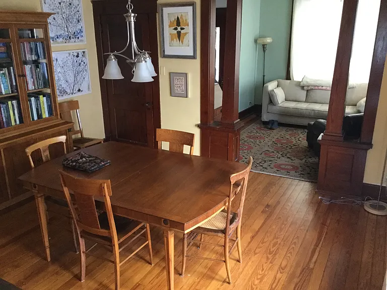 470 W Walnut St — Photo 11