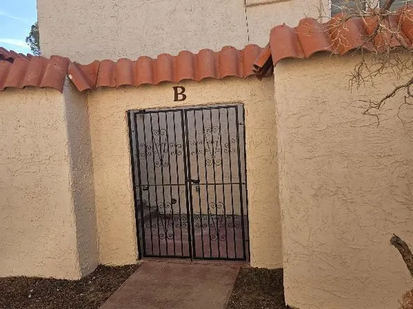 10620 Springwood Dr APT B, El Paso, TX 79935