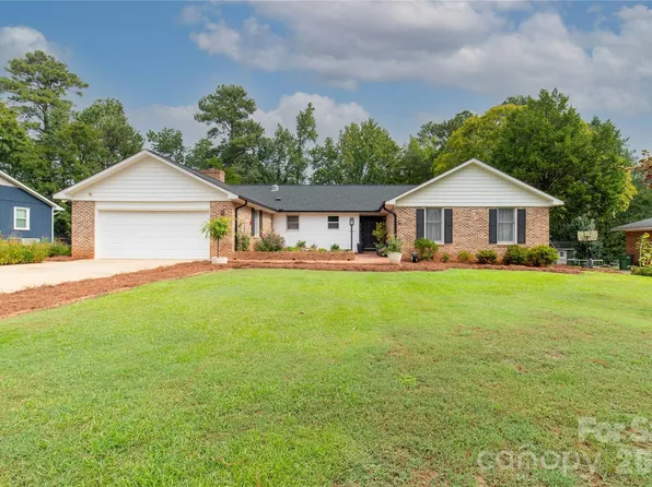 1296 Craig Ave, Lancaster, SC 29720