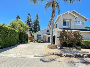 364 Summer Rain Dr, Windsor, CA 95492