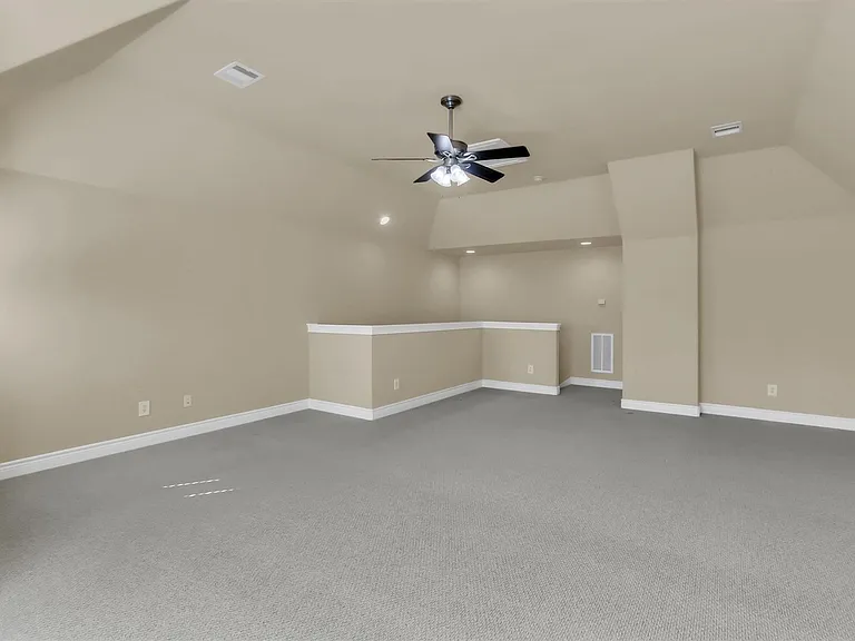 9006 Lakes At 610 Dr — Photo 26