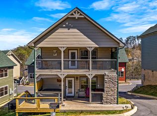 907 Osprey Way, Pigeon Forge, TN 37863
