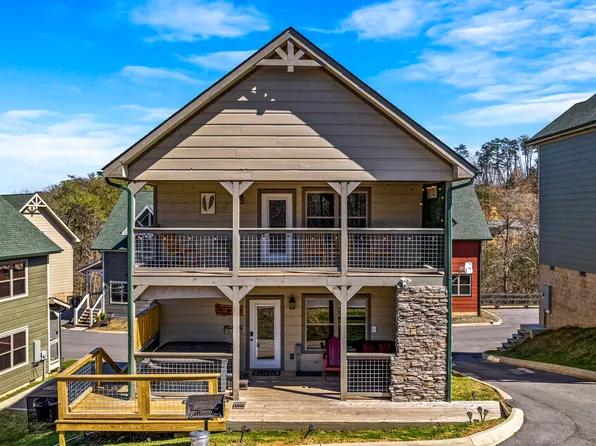 907 Osprey Way, Pigeon Forge, TN 37863