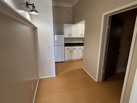 3rd image of 757 Caledonia Pl APT 1