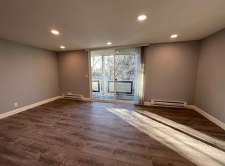 303 Ulmer Ct APT 11, Redwood City, CA 94061