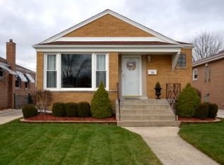 3108 W 101st St, Evergreen Park, IL 60805