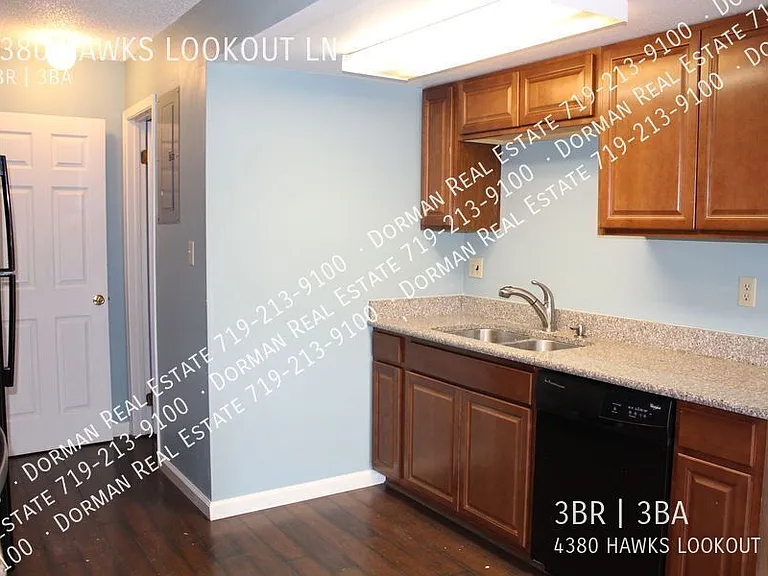 4380 Hawks Lookout Ln — Photo 6