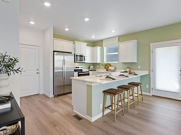 4th image of 323 Fiord Way