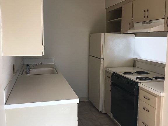 4th image of 1930 George Washington Way APT 206