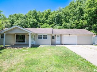 1519 N Vaughn Ave, West peoria, IL 61604