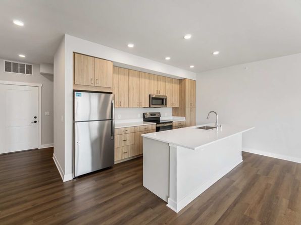 8760 S Apple Creek Dr #403