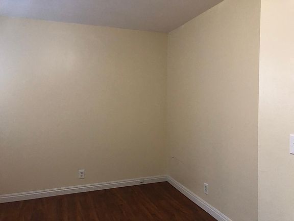 2nd image of 120 W Live Oak St