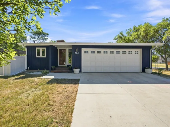 201 11th Ave E, West Fargo, ND 58078