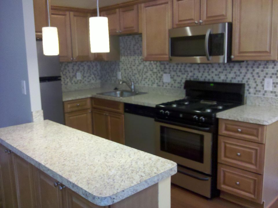 2nd image of 715 S Washington St APT C36