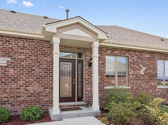 5th image of 19214 S Whisper Creek Cir