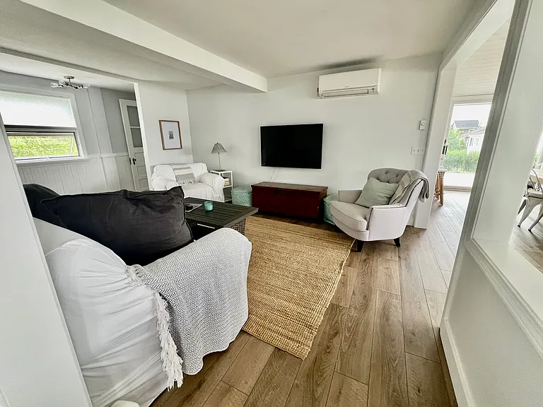 672 Mulberry Point Rd — Photo 7