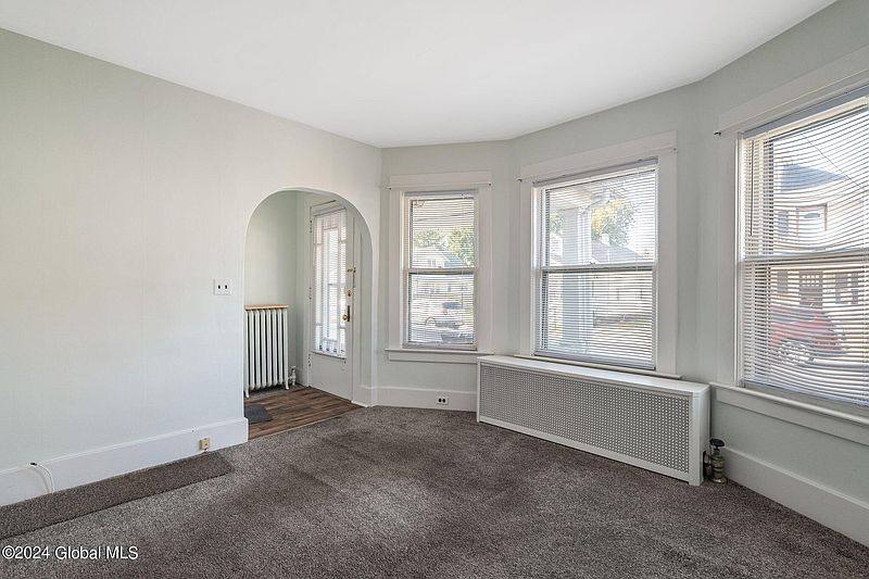 4th image of 1339 Santa Fe Street