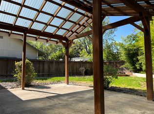 1755 Lemming Ave, Eugene, OR 97401