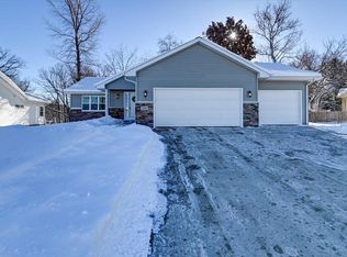 526 Simonson St, Deerfield, WI 53531