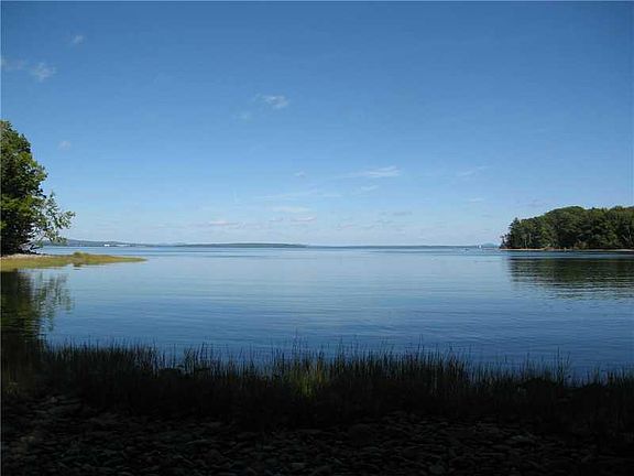 2nd image of 138 Bayside Road