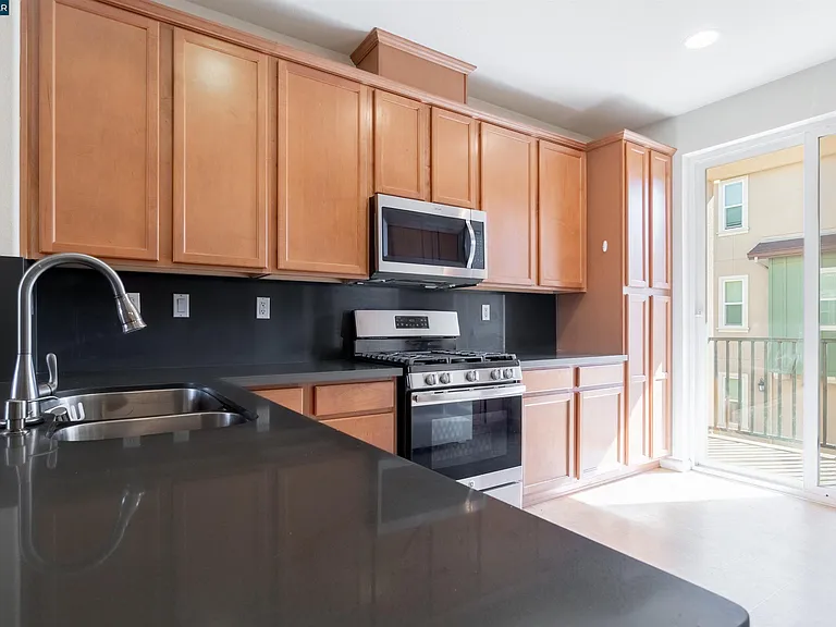 3091 Madsen St — Photo 13