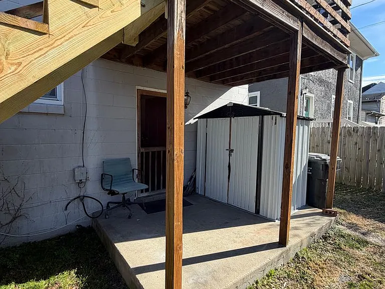 3212 Barton Ave — Photo 21