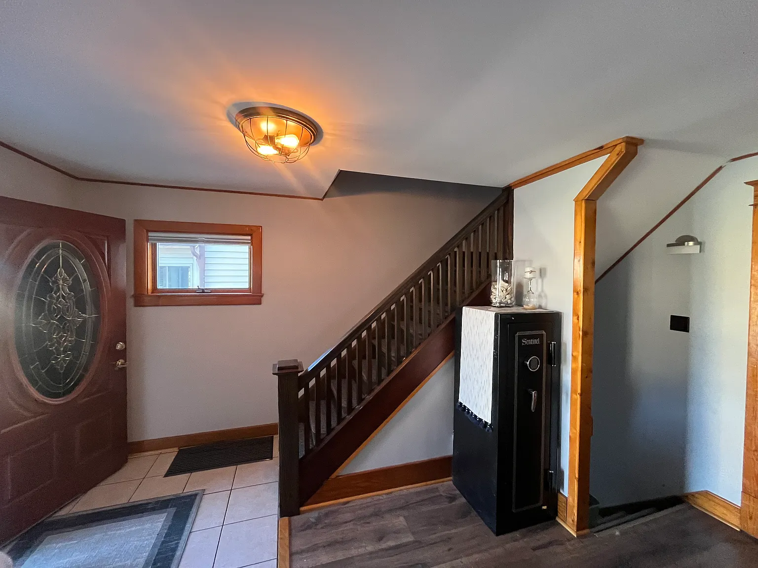 3 bed, 1498 sqft, $2,500 — Photo 2