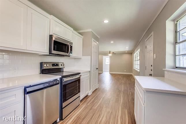 1st image of 2619R Fenwick Dr
