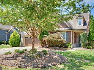 3016 Scarlet Oak Ln, Gainesville, GA