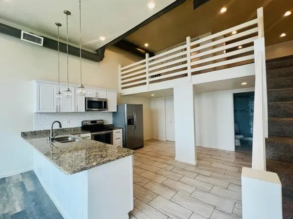 2518 E 85th St Unit 1, Kansas City, MO 64132