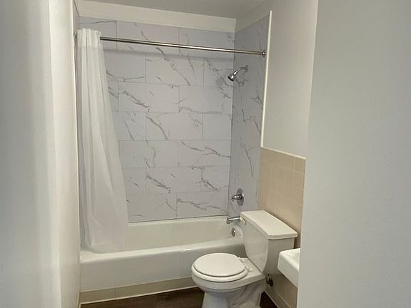 5th image of 511 S 7th Ave #3