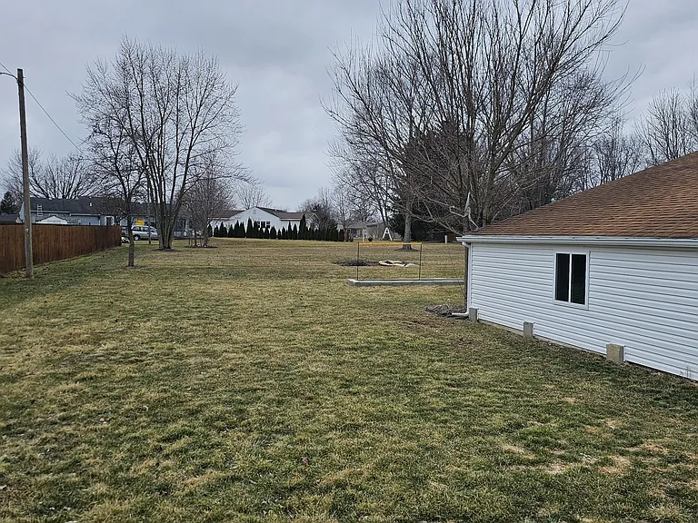 13911 Watkins Rd — Photo 3