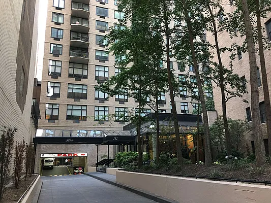 Rented by Charles Rutenberg Realty, Inc. | media 21