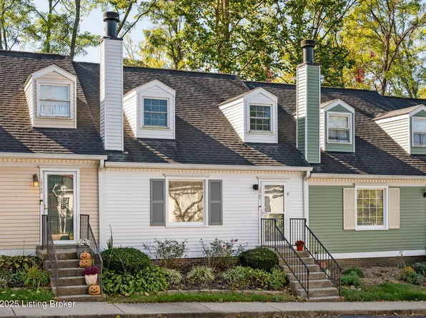 10745 Colonial Woods Ct, Louisville, KY 40223