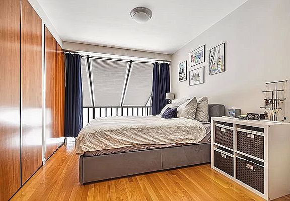 5th image of 350 E 62nd St APT 5S