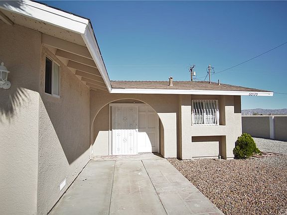 4th image of 60120 Palm Oasis Ave