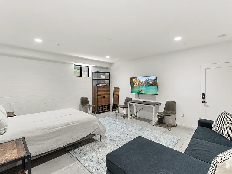 3928 Haines St — Photo 25
