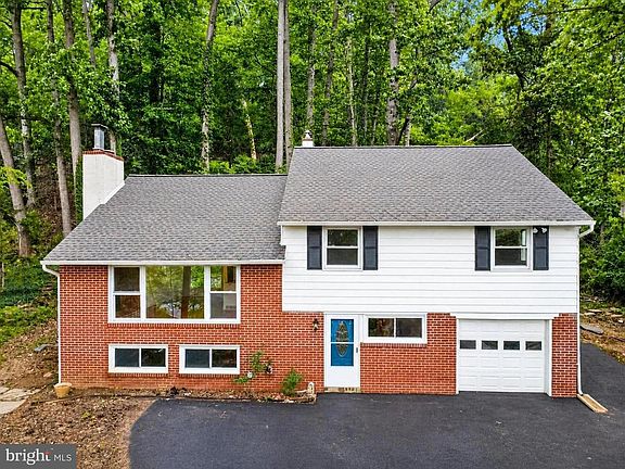 4th image of 156 Gypsy Ln