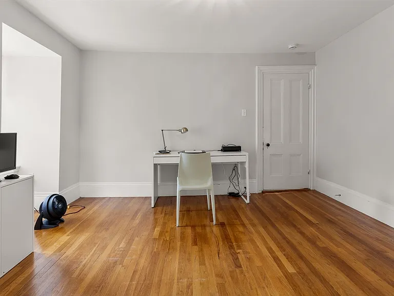 15 Myrtle St #2 — Photo 27