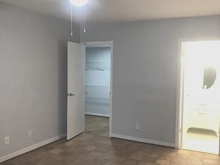 29 Stonehenge Cir #1 — Photo 25