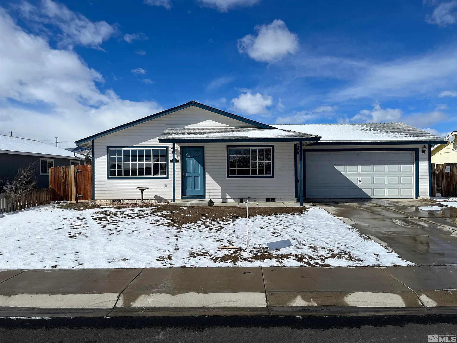 929 Nicole St photo 1