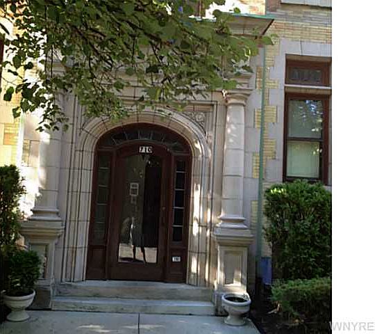 1st image of 710 Potomac Ave APT 14